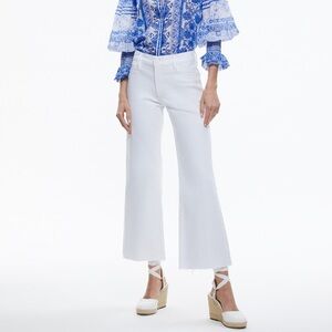 Alice + Olivia Roxie Kick Flare Jeans Size 29 in White